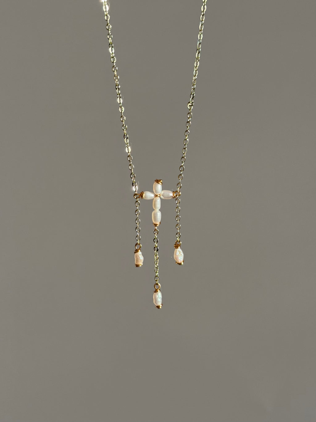 Whispy Pearl Cross Necklace