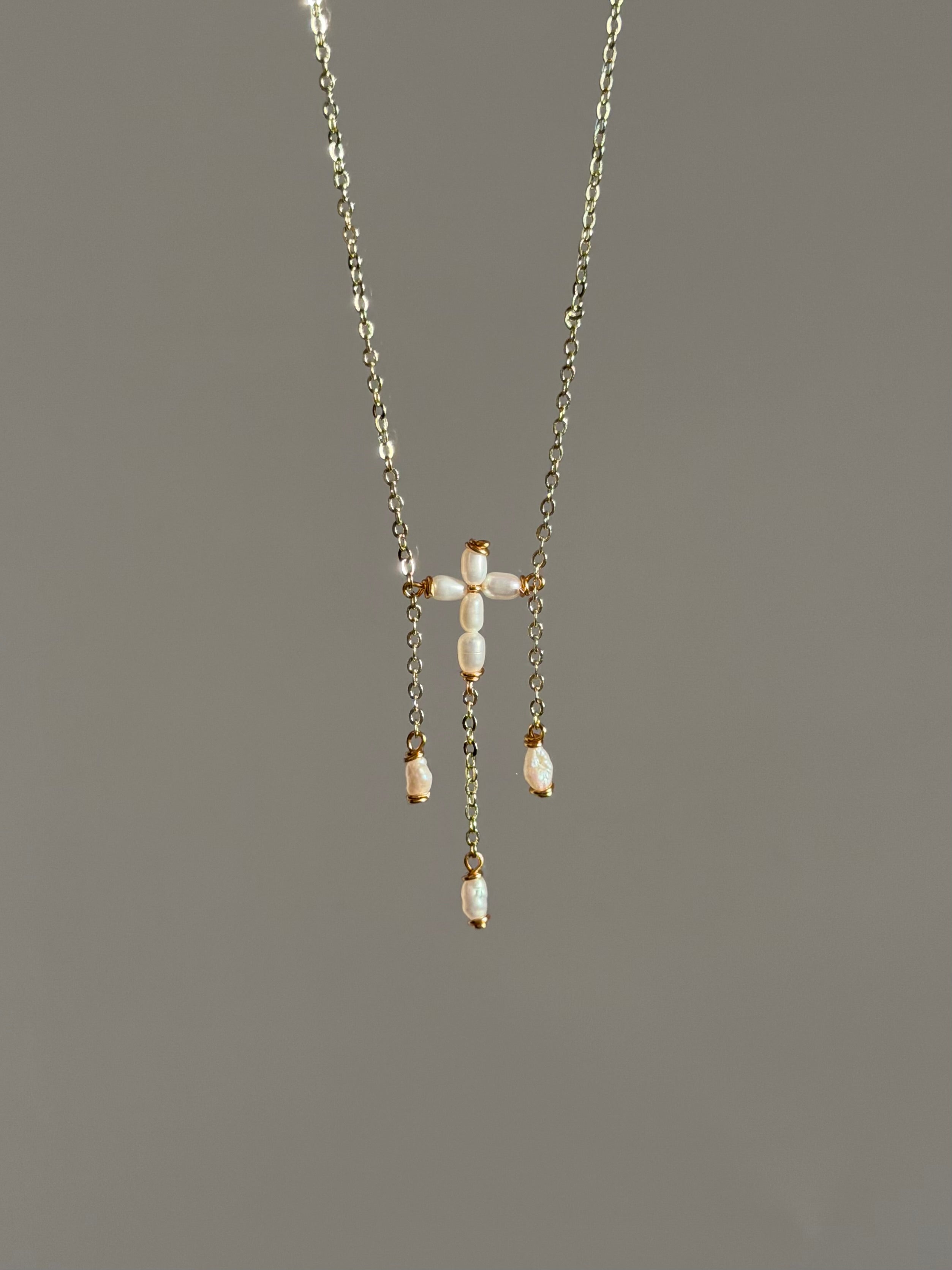 Whispy Pearl Cross Necklace