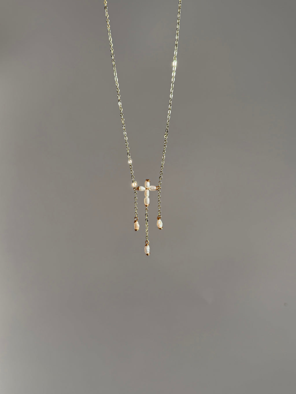 Whispy Pearl Cross Necklace